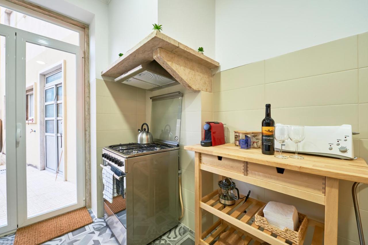 Belem Light Filled Apt With Patio, By Timecooler Lissabon Buitenkant foto
